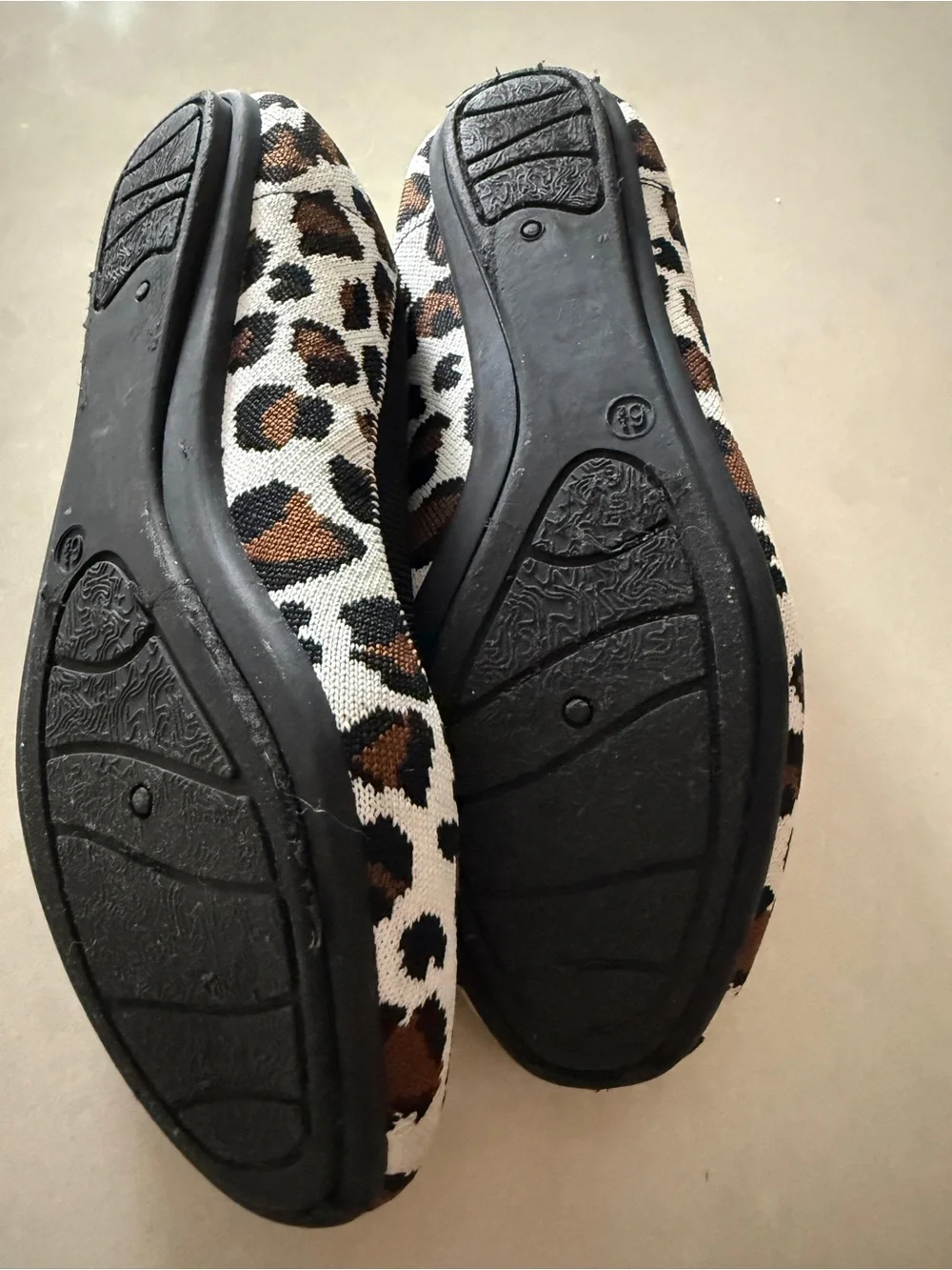 NWT Harborsides Leopard Print Knit Flats Memory Foam Size 6.5